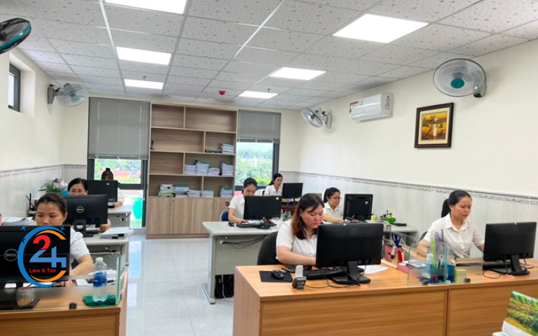 Tính thuế hộ kinh doanh 2025: Cách tính và các loại thuế phải nộp 5 Dịch vụ kế toán thuế cho hộ kinh doanh của Dịch Vụ Thuế 24h